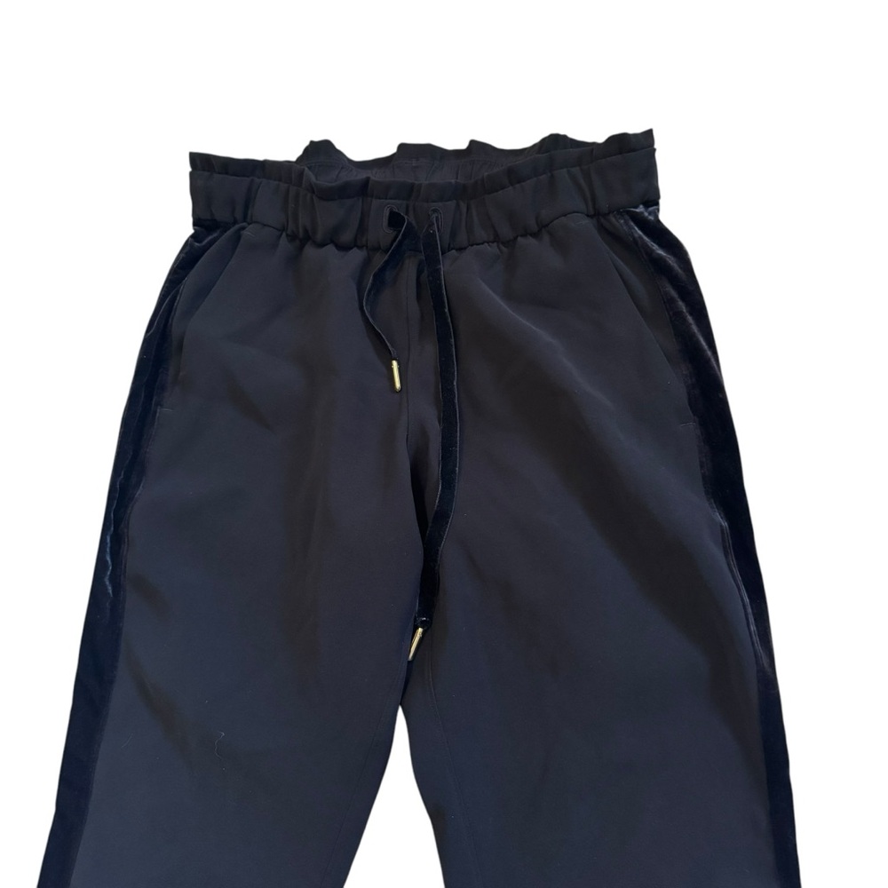 lululemon On the Fly Jogger with Velvet Stripe in Black Sz 6 - Picture 5 of 10